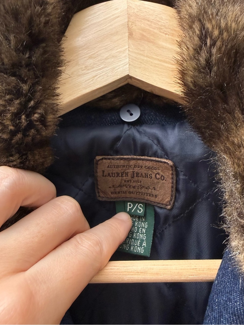 Vintage Ralph Lauren Dark Blue Denim Jacket with Brown Faux Fur Collar - Picture 3 of 12